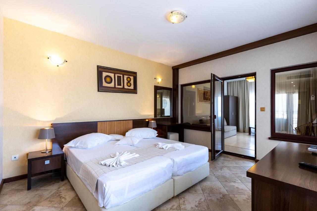 Hotel By Tony Mamaia Exterior foto